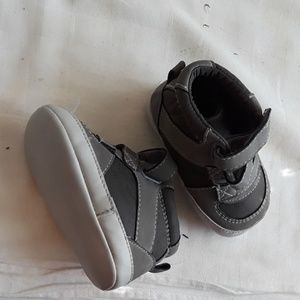 Baby boy shoe 6 -12 month size